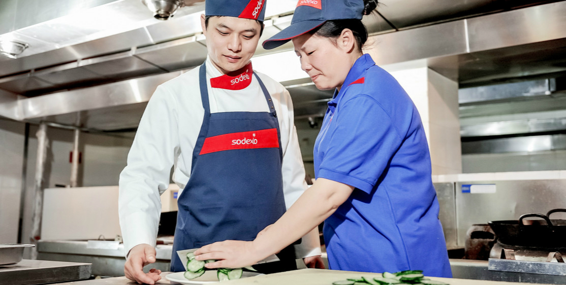 索迪斯-世界领先的餐饮管理与服务方案提供商，提供专业的团膳团餐服务、员工食堂方案、学校食堂营养餐方案等餐饮外包服务。