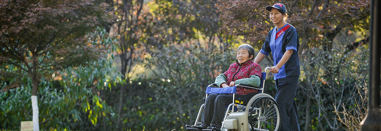 索迪斯养老院服务外包方案，为养老机构提供专业的老人综合养老服务。